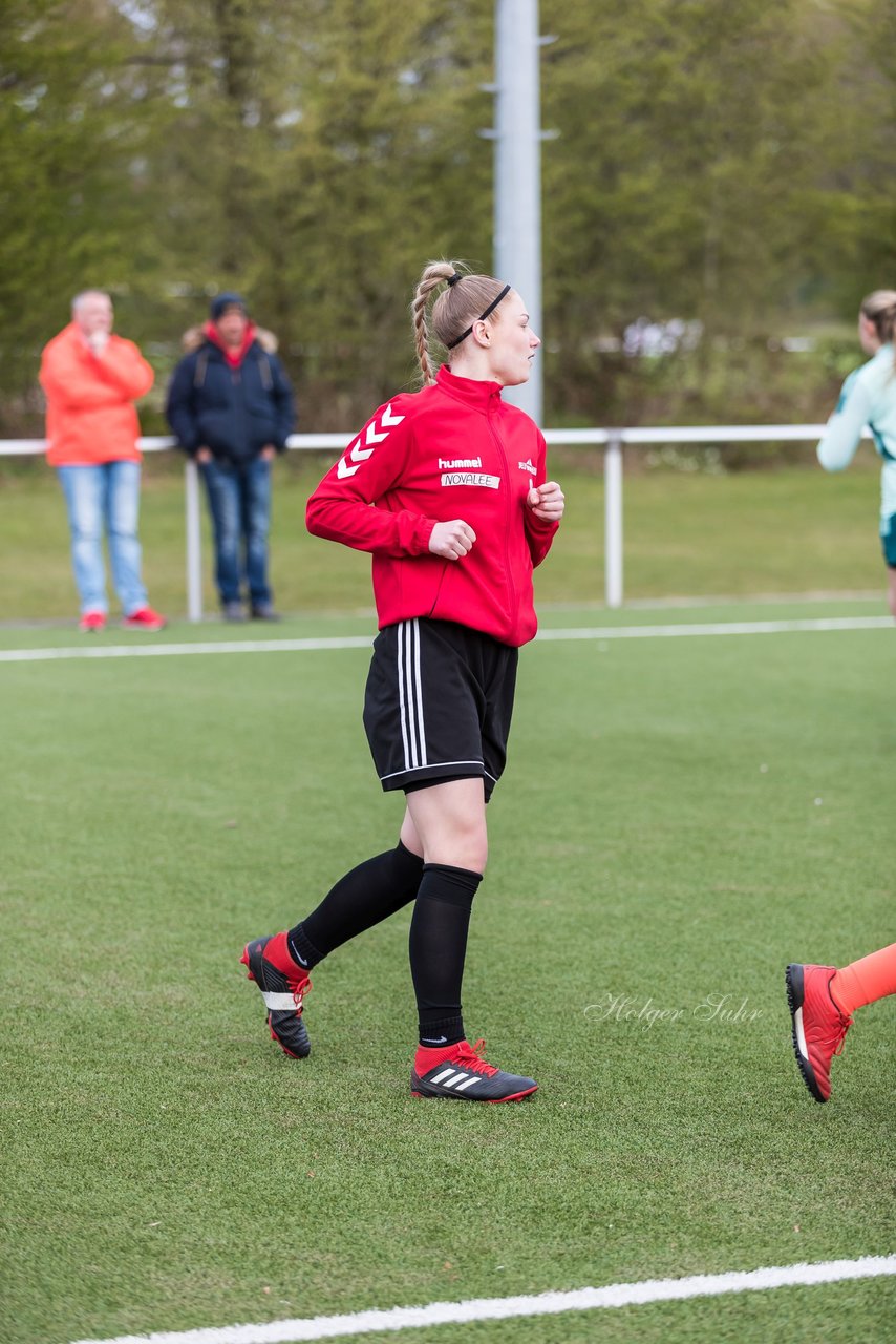 Bild 90 - Co-Trainerin der Frauen Nationalmannschaft Britta Carlson in Wahlstedt